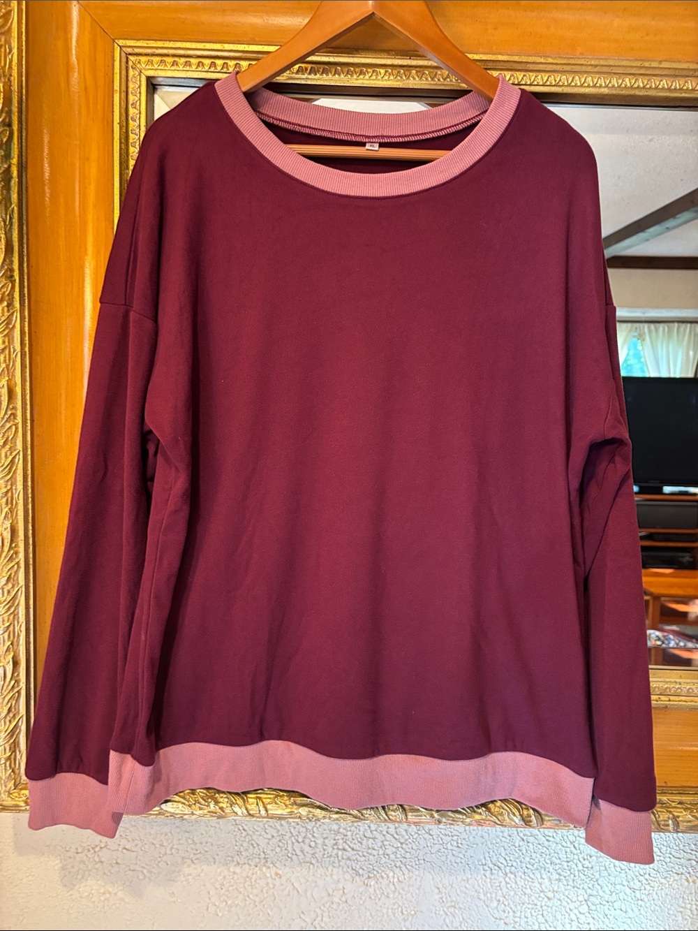 Burgundy & Pink Crewneck Sweatshirt - Size XL